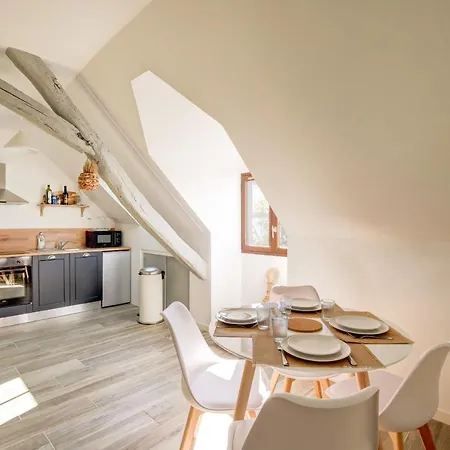 Apartament Le Chaumont The Temple Of Modernism