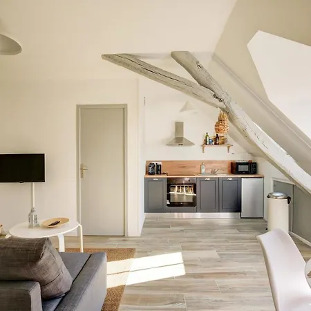 Le Chaumont The Temple Of Modernism